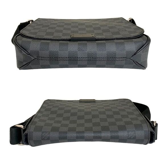 LOUIS VUITTON Damier Graphite District PM Shoulder Crossbody Bag 💼 - Picture 14 of 17